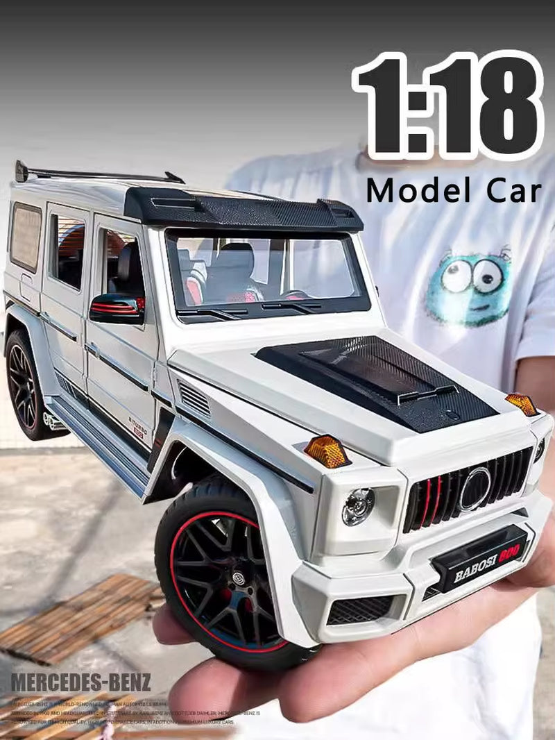 New 1:18 Benz G800 Alloy Car Model Simulation Sound and Light Pull Back Toy Car Off-Road Suv Toy Boy Collection Decoration Gift